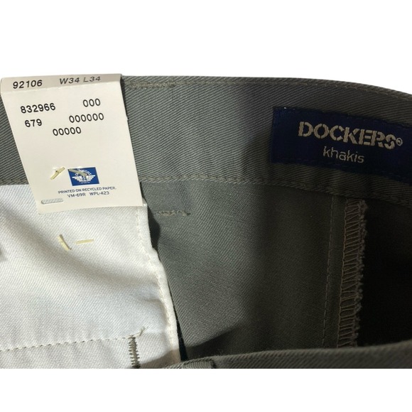 NWT Dockers‎ Classic Fit Khaki 34X34 Green No Wrinkle Twill  Pleated New - Picture 3 of 12